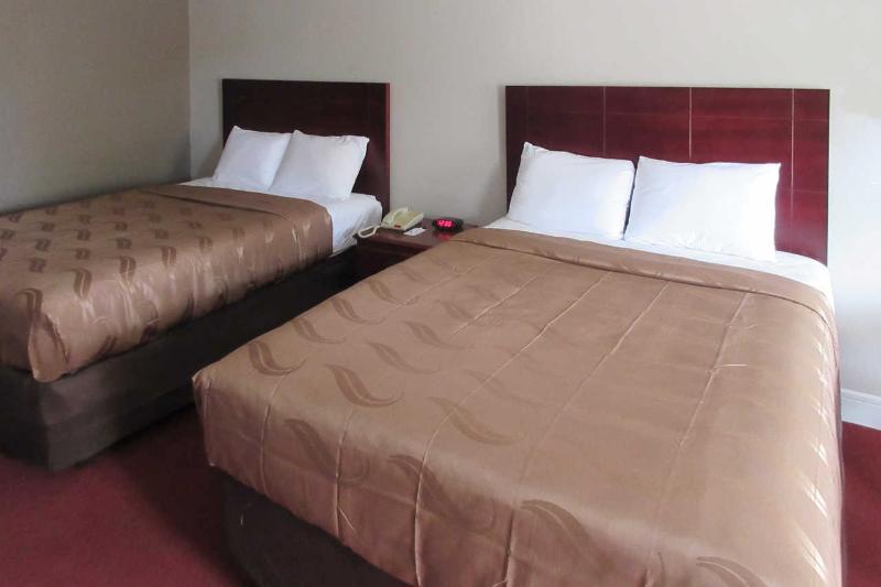 Quality Inn & Suites Port Arthur - Nederland Esterno foto