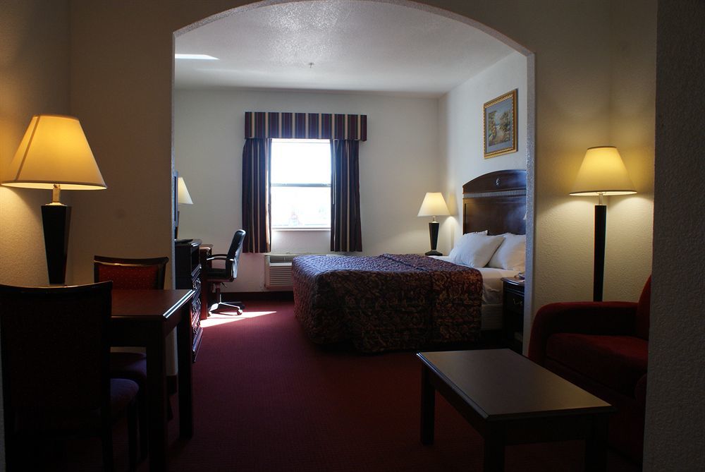 Quality Inn & Suites Port Arthur - Nederland Esterno foto