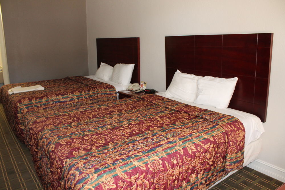 Quality Inn & Suites Port Arthur - Nederland Esterno foto