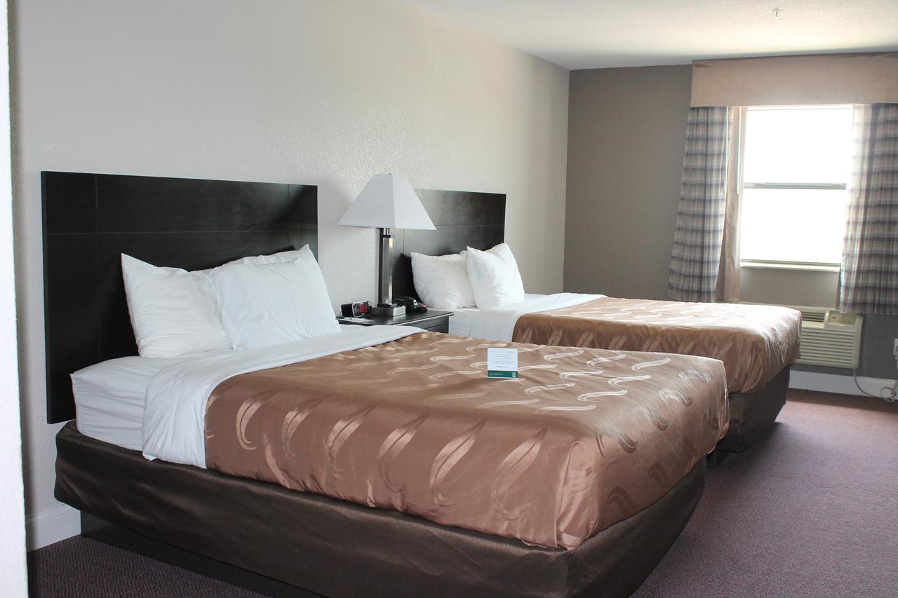 Quality Inn & Suites Port Arthur - Nederland Esterno foto