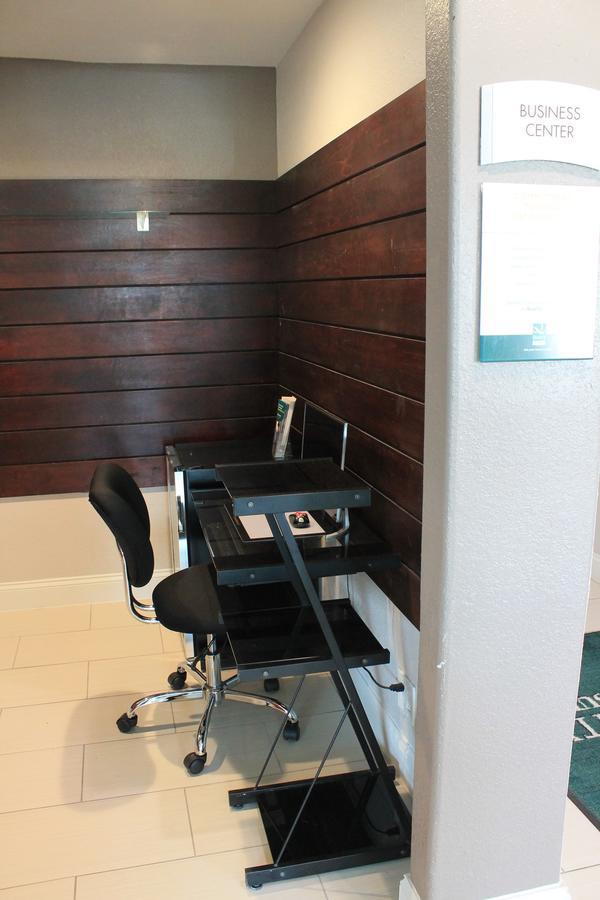 Quality Inn & Suites Port Arthur - Nederland Esterno foto