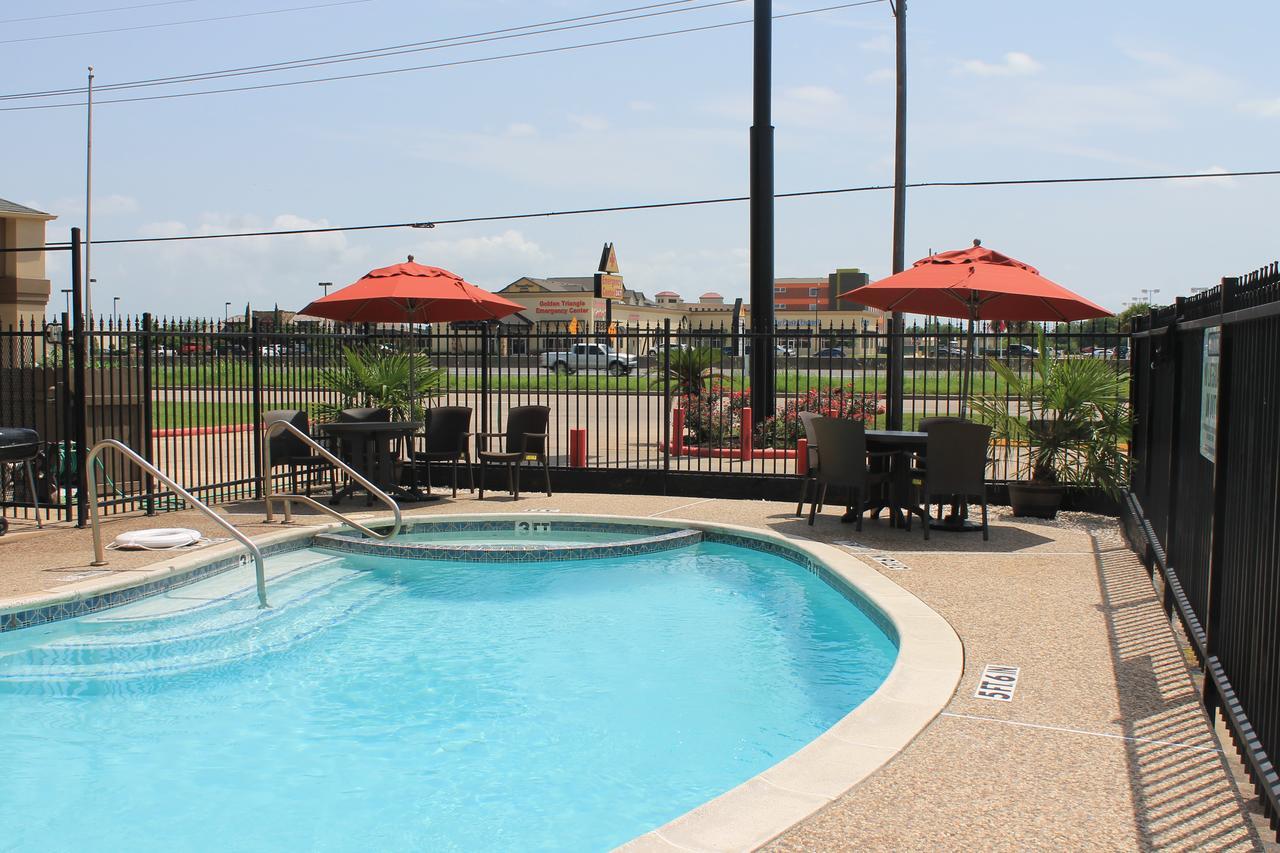 Quality Inn & Suites Port Arthur - Nederland Esterno foto